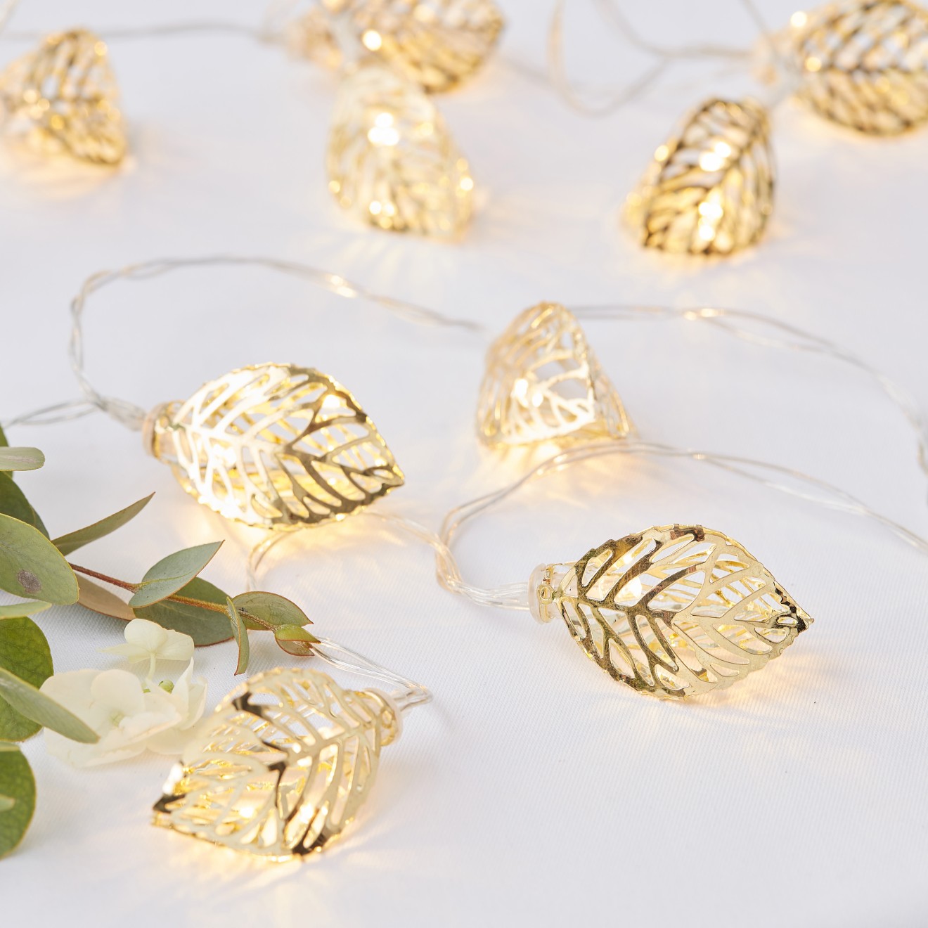 1 String Lights - Gold Vine