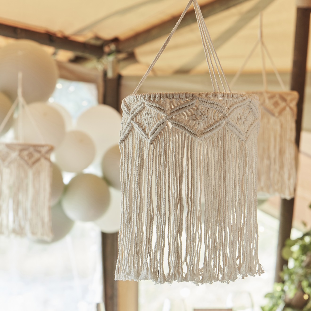 1 Chandelier - Macrame